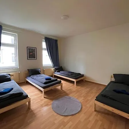 公寓 Geraeumige Mit 3 Schlafzimmern Und Balkon In Magdeburg-sudenburg 马格德堡